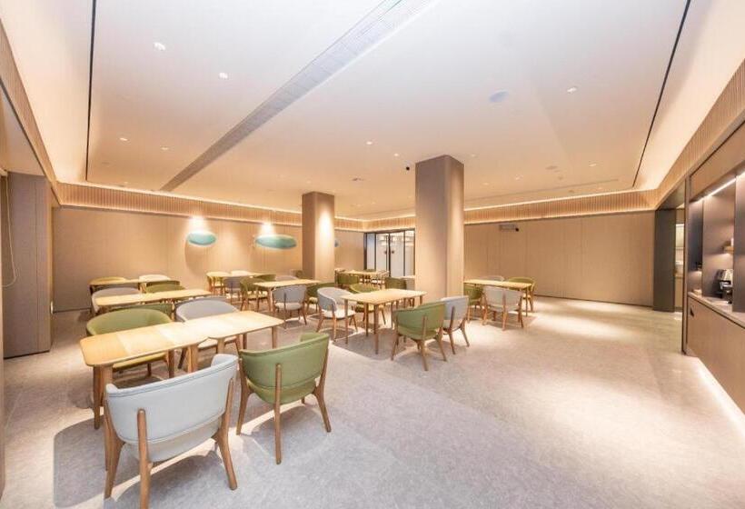 Ji Hotel Ningbo Ninghai International Convention Center