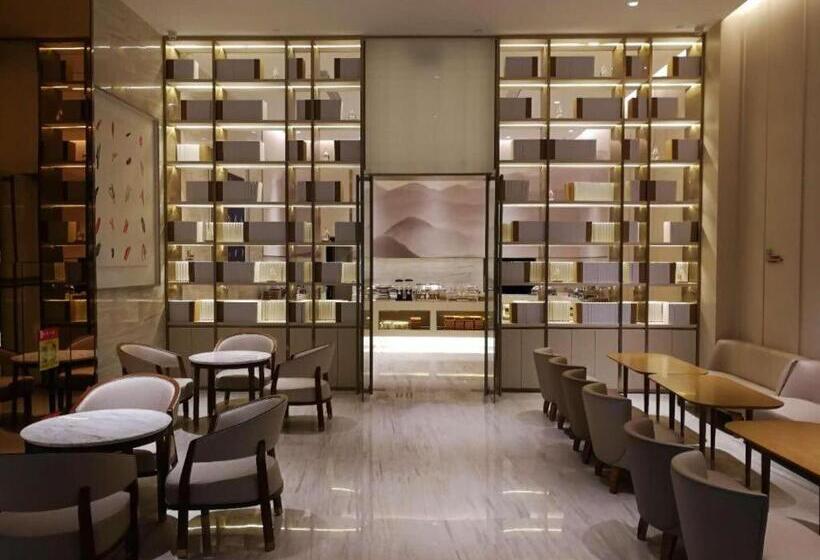 Ji Hotel Yantai Penglai Zhonglou Dong Road