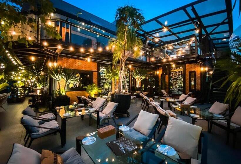 Letana Hotel Samuprakarn