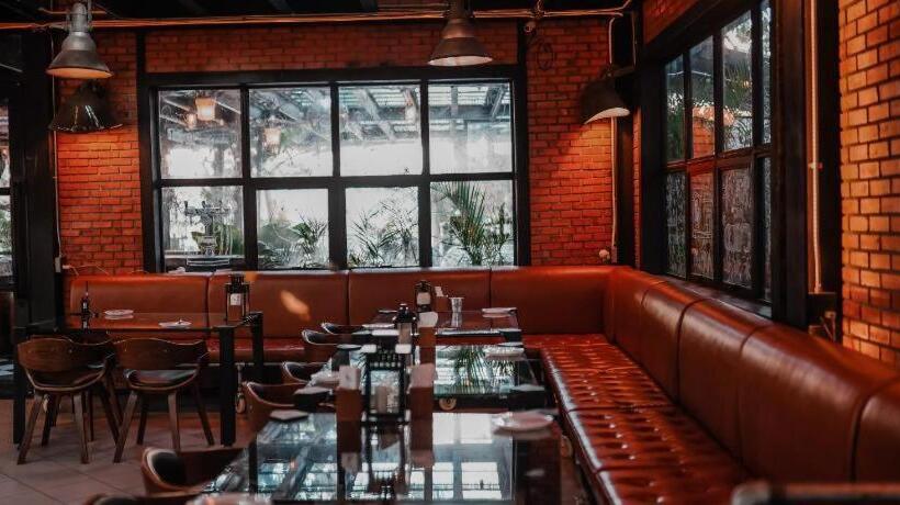 Letana Hotel Samuprakarn