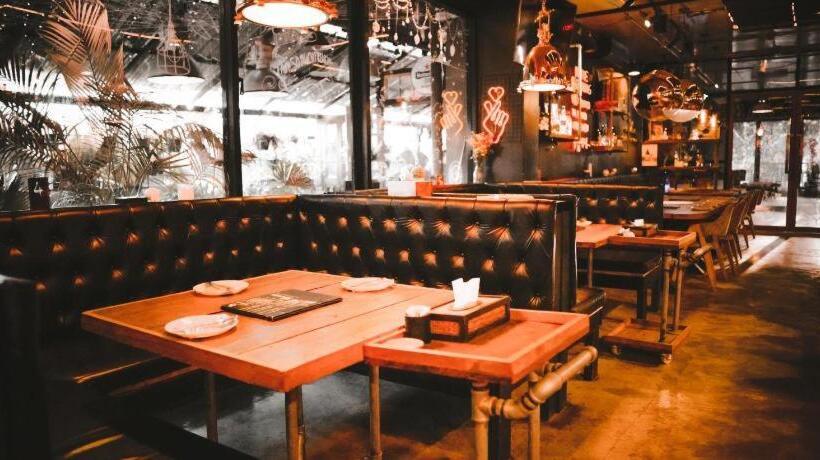 Letana Hotel Samuprakarn