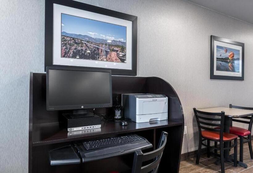 My Place Hotel Colorado Springs