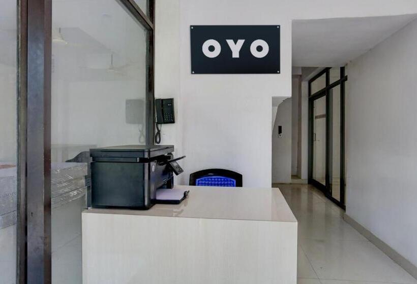Oyo Flagship Hotel Om Shree