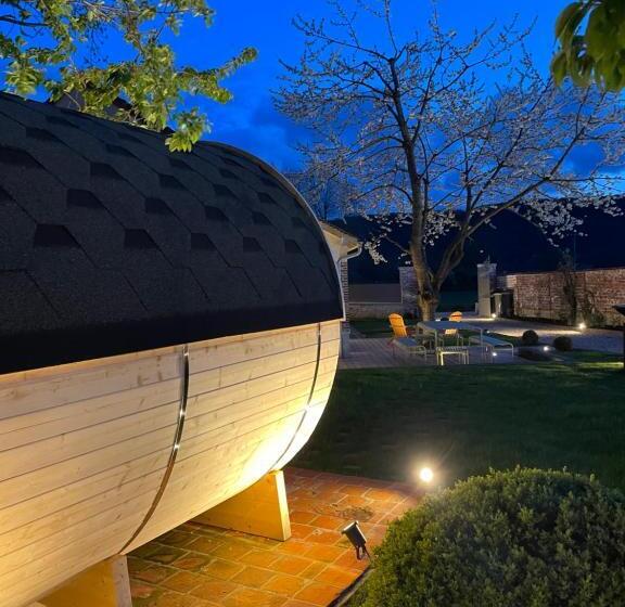 Пансион La Petite Maison De Giverny Chambres De Charme Gîte 5 étoiles Au Cœur Du Village