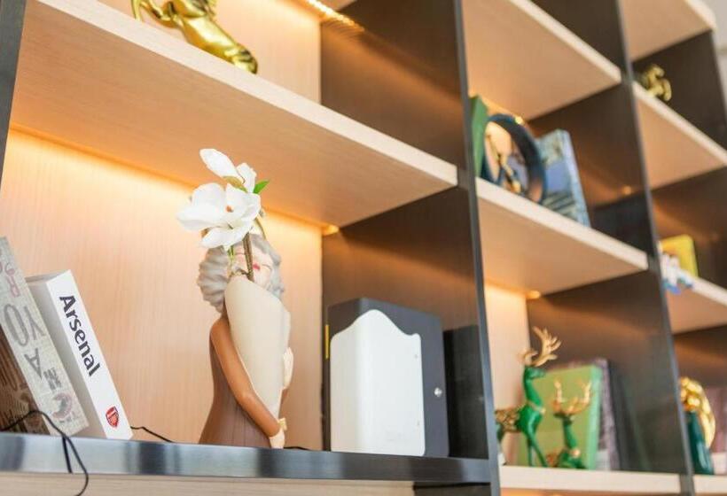 Starway Hotel Foshan Shunde Midea Headquarters