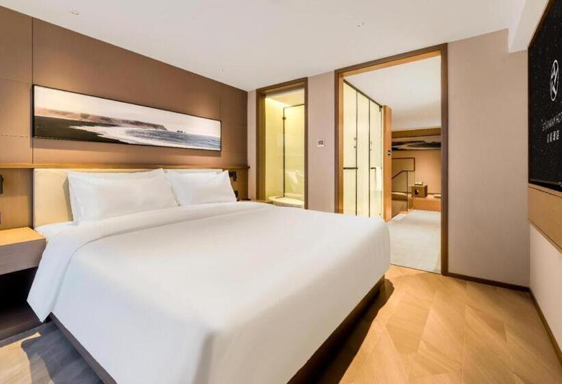 Starway Hotel Harbin West Station West Square