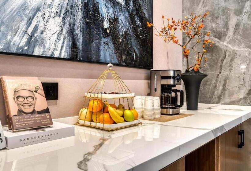 Starway Hotel Harbin West Station West Square