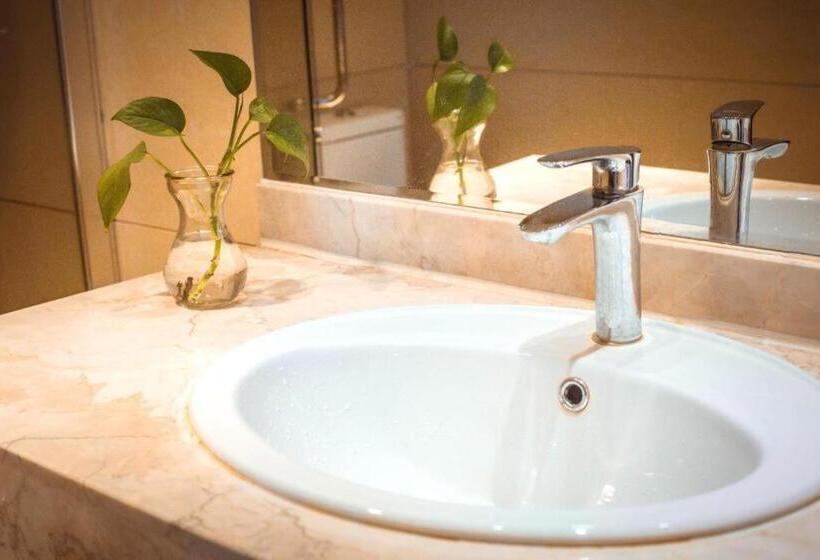 Starway Hotel Jiujiang Duchang Yue An