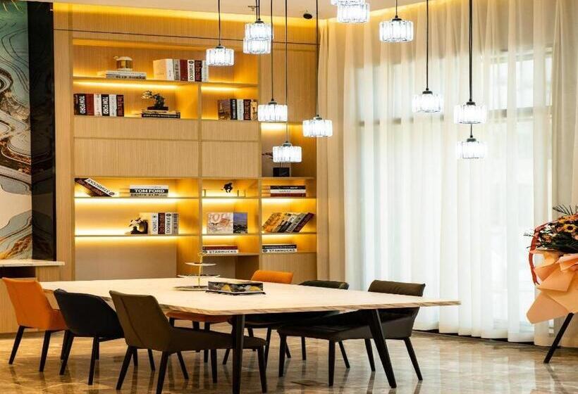 Starway Hotel Lanzhou West Passenger Station North Square