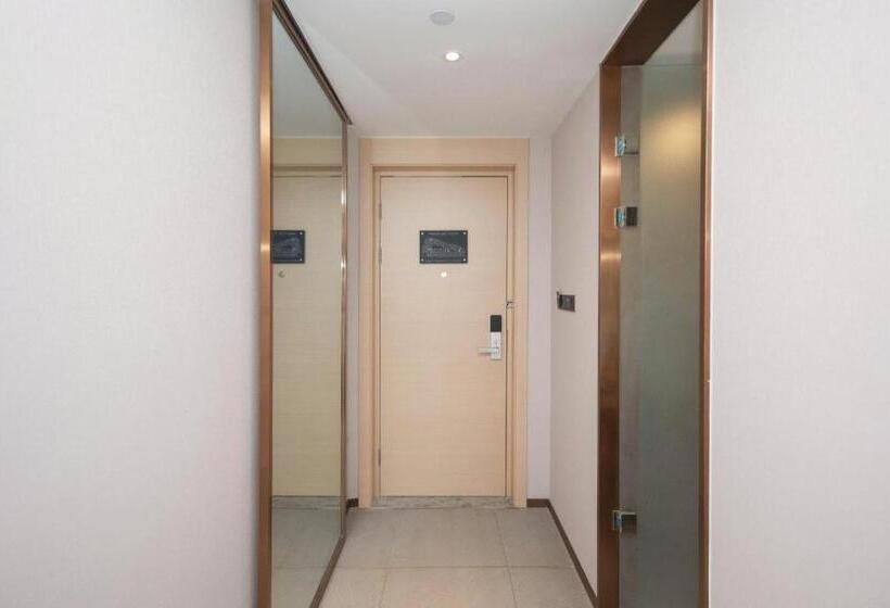 Starway Hotel Nanjing Jiaoyuan Metro Station