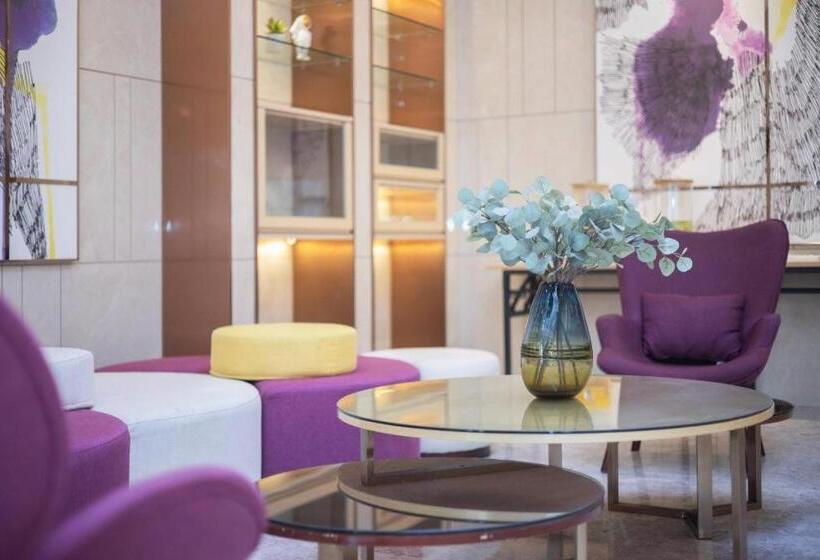 Starway Hotel Nanjing Jiaoyuan Metro Station