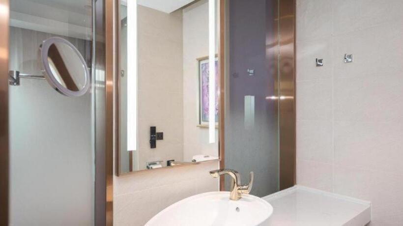 Starway Hotel Nanjing Jiaoyuan Metro Station