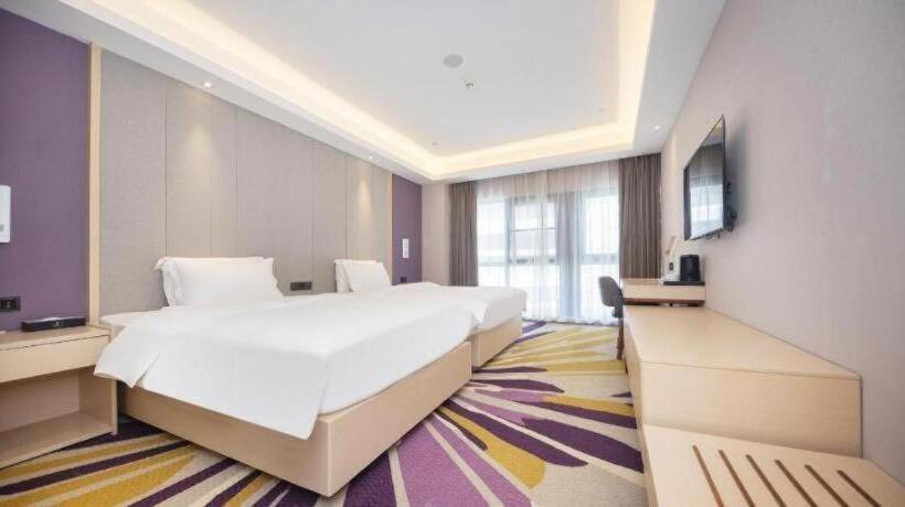 Starway Hotel Nanjing Jiaoyuan Metro Station