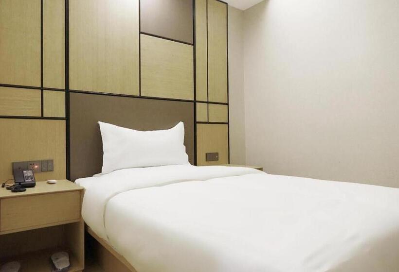 Starway Hotel Taiyuan Hongdenglong Stadium