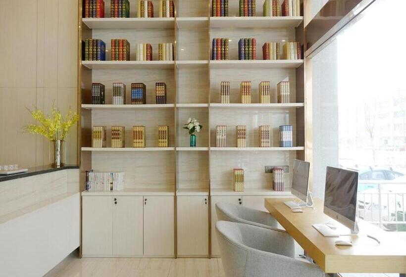 Starway Hotel Taiyuan Hongdenglong Stadium