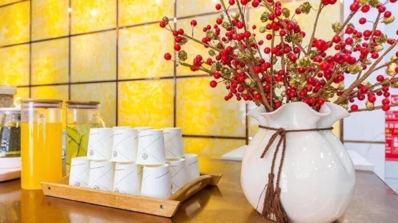 Starway Hotel Xining Chengbei Wanda Plaza