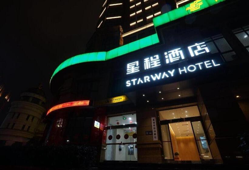 Starway Hotel Yibin Laiyin
