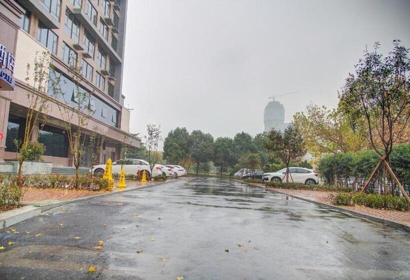 Starway Hotel Zhengzhou Xingyang New Area