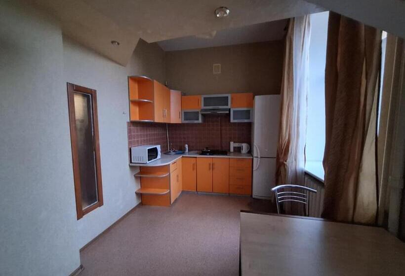 сапсан. двокімнатні квартири. мережа Alex Apartments. документи для відряджень