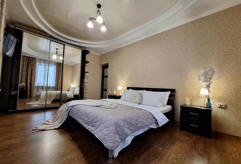 сапсан. двокімнатні квартири. мережа Alex Apartments. документи для відряджень