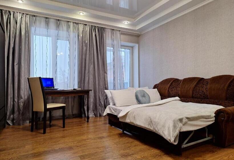 сапсан. двокімнатні квартири. мережа Alex Apartments. документи для відряджень