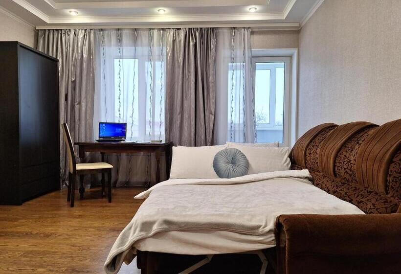 сапсан. двокімнатні квартири. мережа Alex Apartments. документи для відряджень