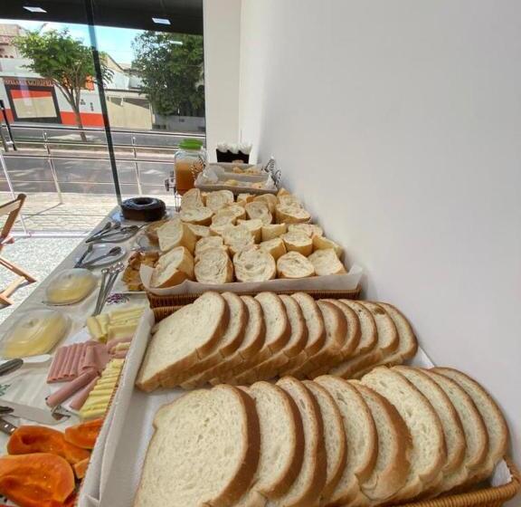 הוסטל Pommer Pousada