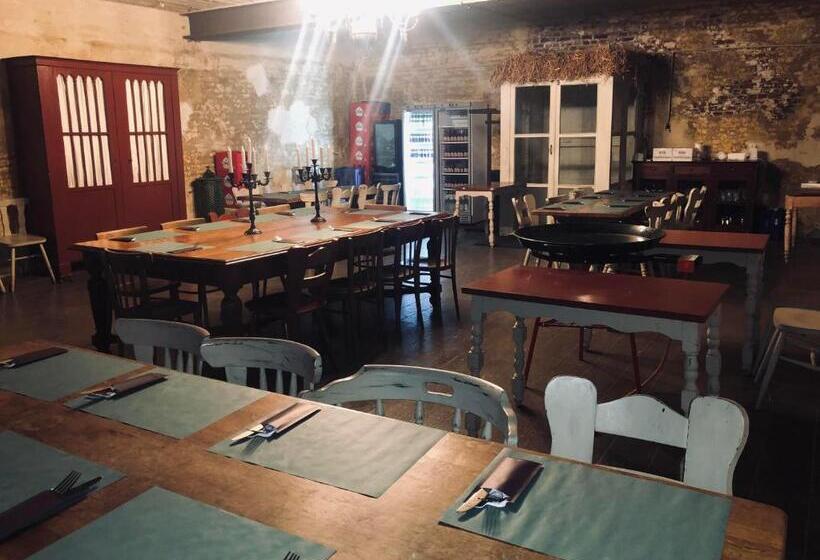 B&b Kasteelhoeve De Tornaco