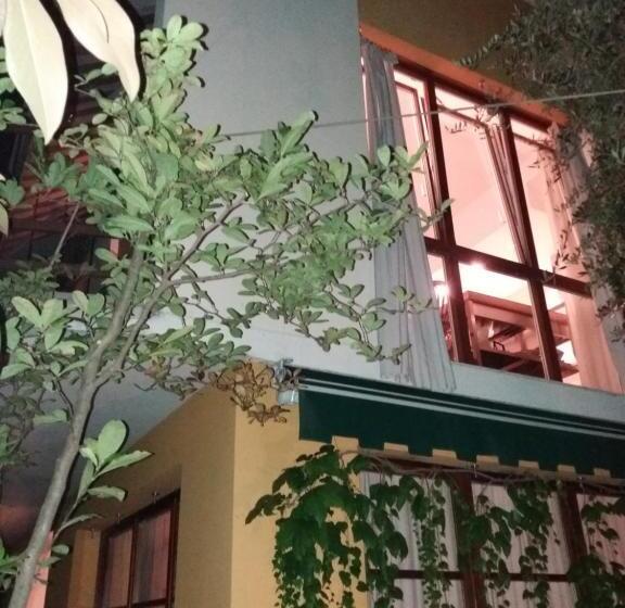 צימר Camere Private Con Living E Cucina