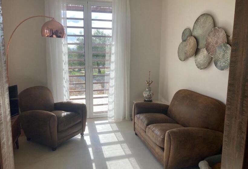 민박 Bnb Noto Charming Tiny House