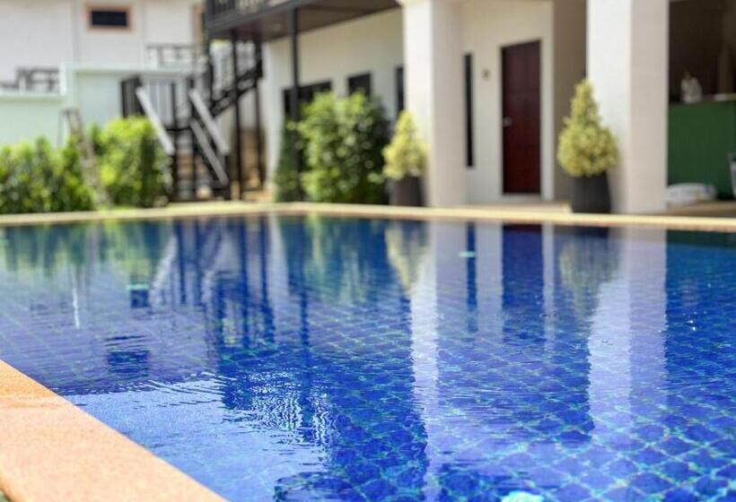 Botanic Boutique Hotel Surin Beach