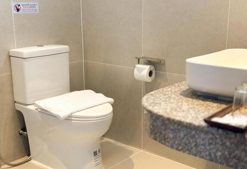 Botanic Boutique Hotel Surin Beach