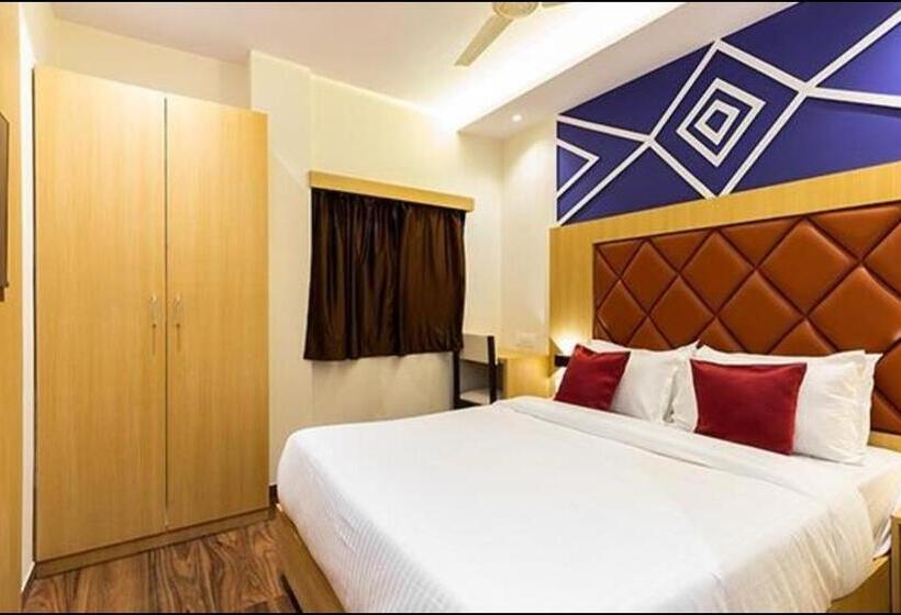 هتل Fabexpress Green House