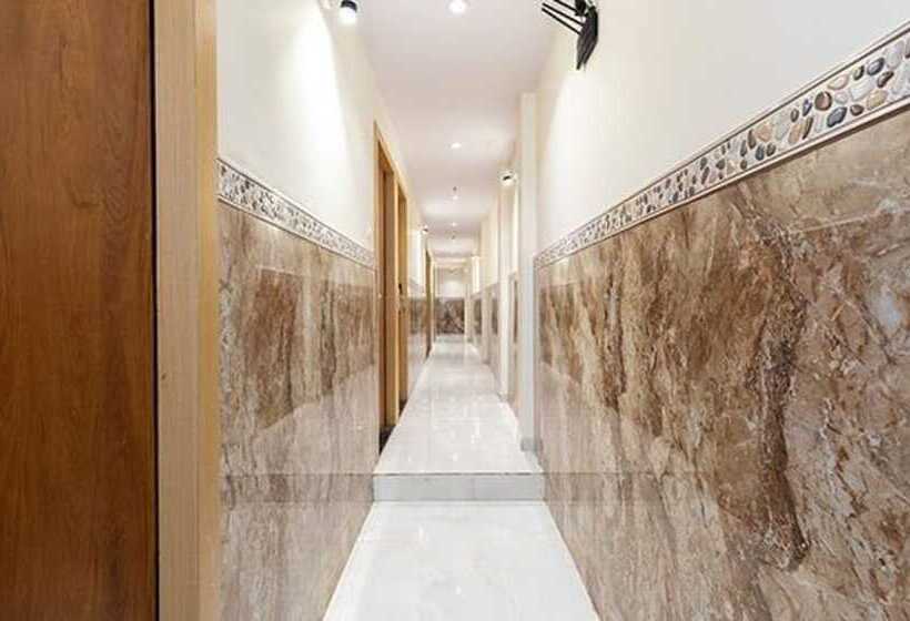 هتل Fabexpress Green House