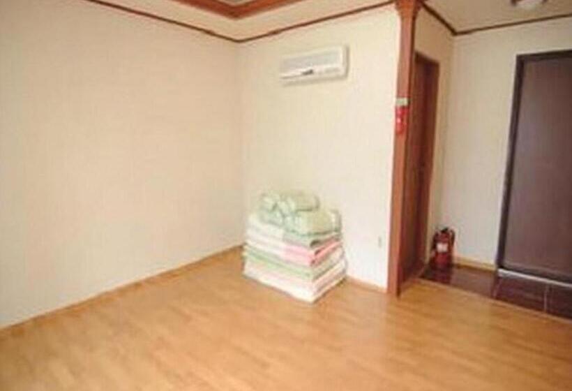 Hanbit Pension & Motel