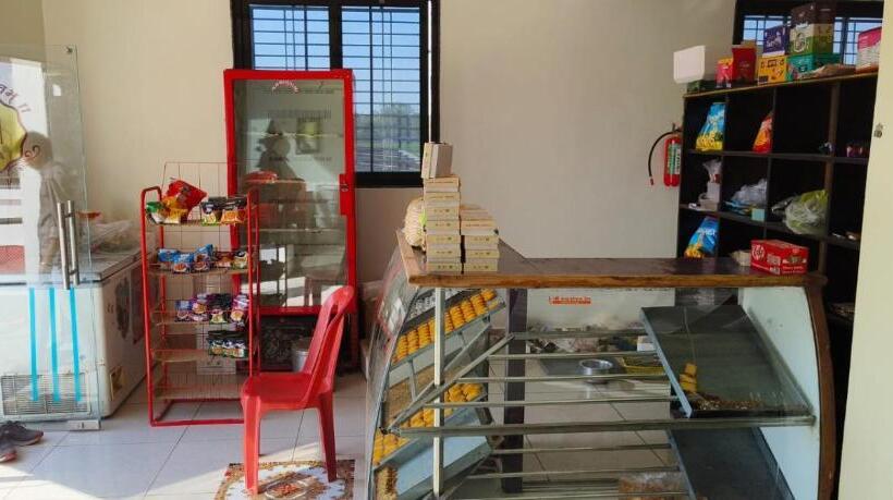 בית מלון כפרי Arjun Palace