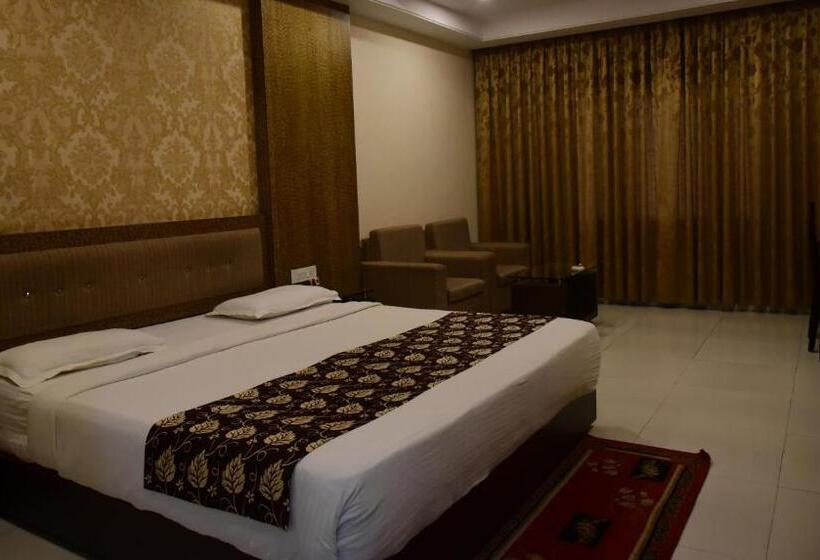 酒店 Bishnu Palace