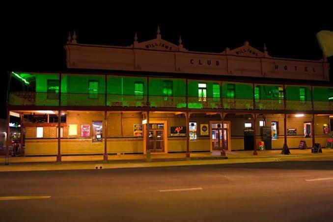 בית מלון כפרי Club