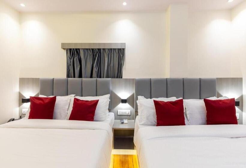 هتل Fabexpress Green House