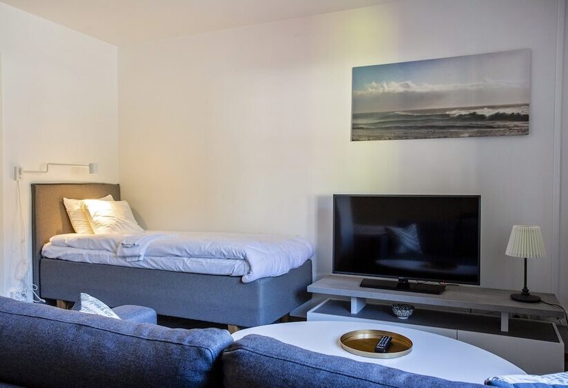 ホテル Forenom Hostel Gothenburg Säve