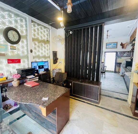 호텔 Fusion Best Rooms