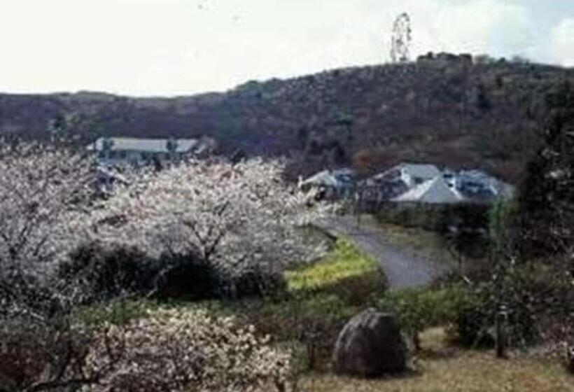 호텔 Izu Inatori Sports Villa