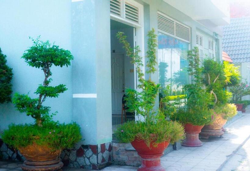 هتل Khách Sạn Trường Thịnh