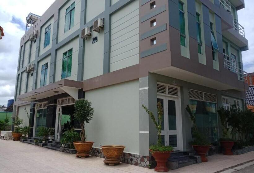 هتل Khách Sạn Trường Thịnh