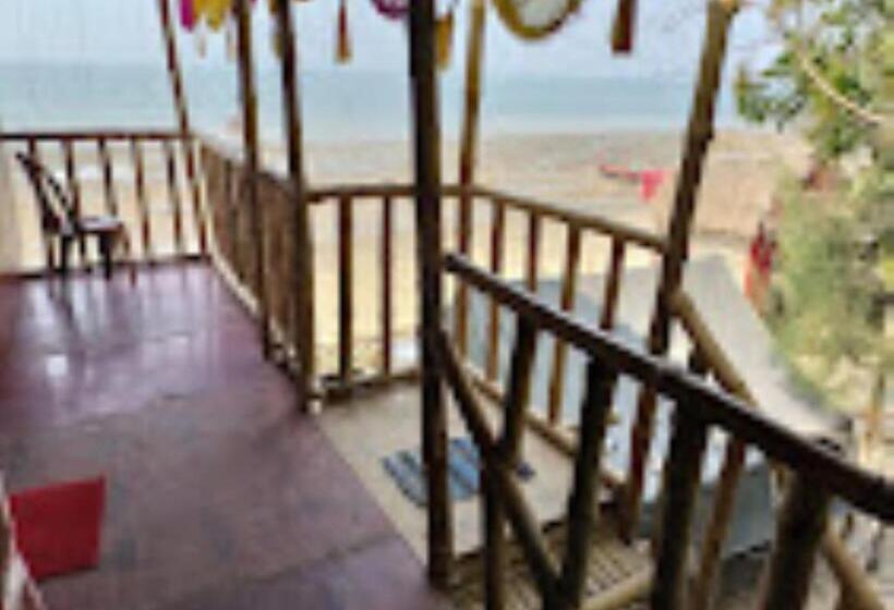 호텔 Mousuni The Dolphin Camp