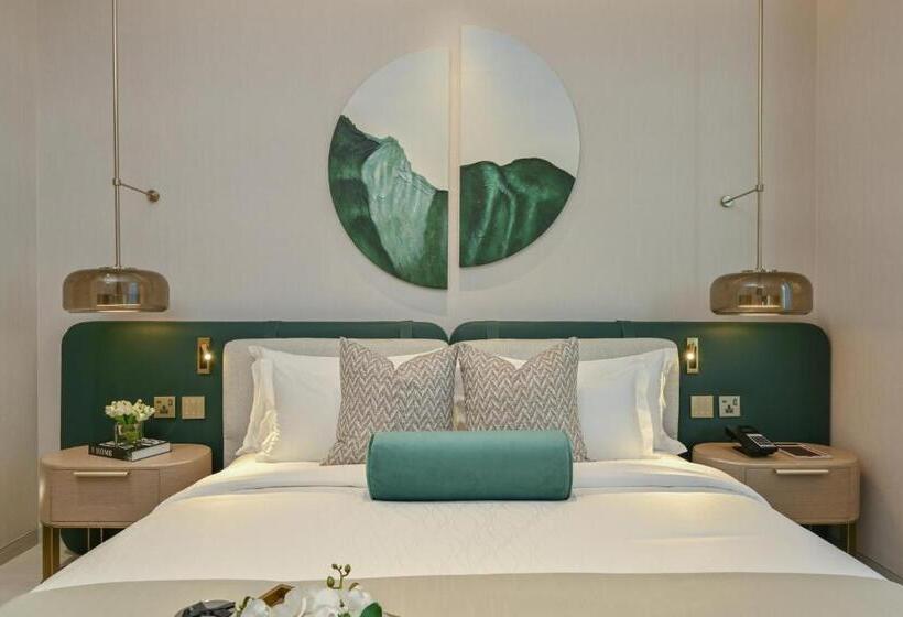 هتل Onyx Arjaan By Rotana