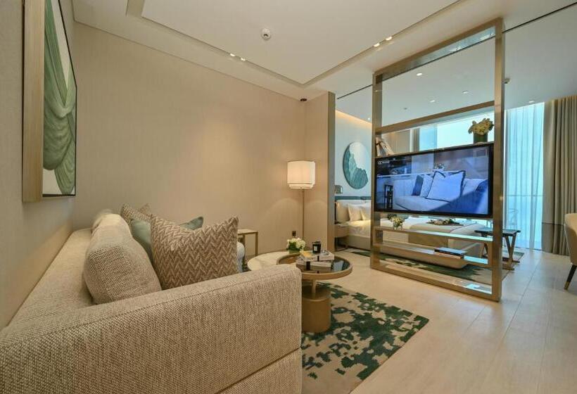 هتل Onyx Arjaan By Rotana