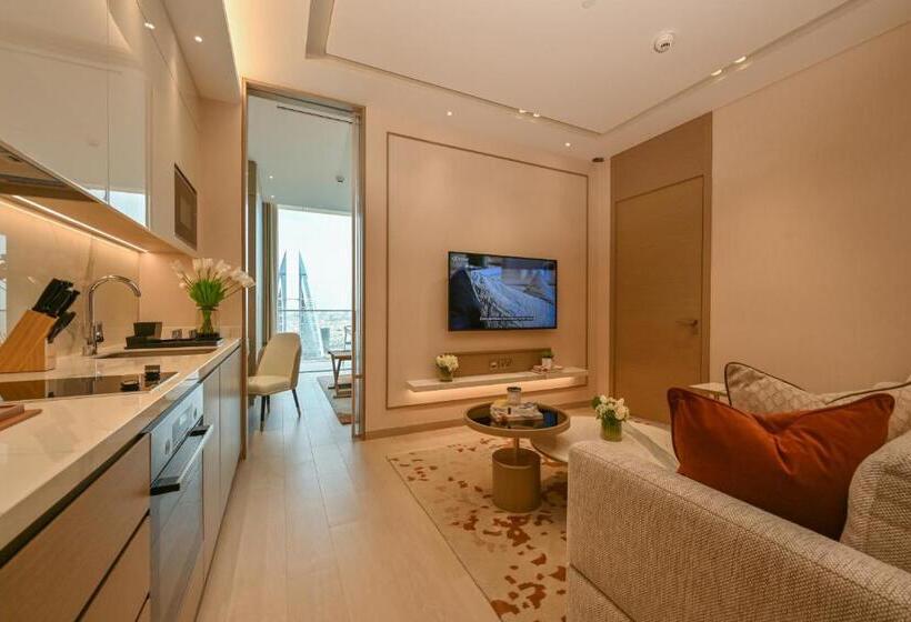 هتل Onyx Arjaan By Rotana