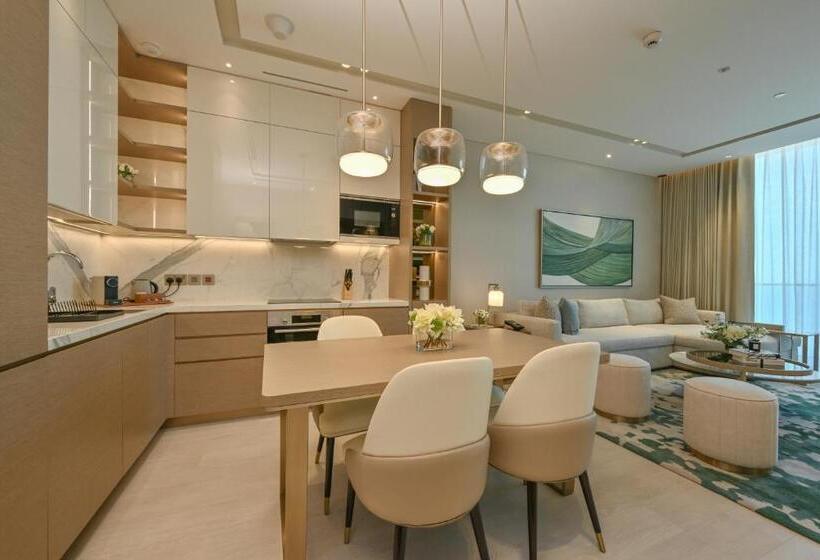 هتل Onyx Arjaan By Rotana