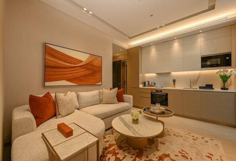 هتل Onyx Arjaan By Rotana